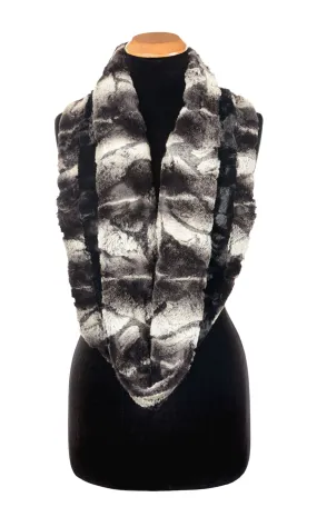 Double Cowl Shrug - Honey Badger with Cuddly Fur (Sold Out)