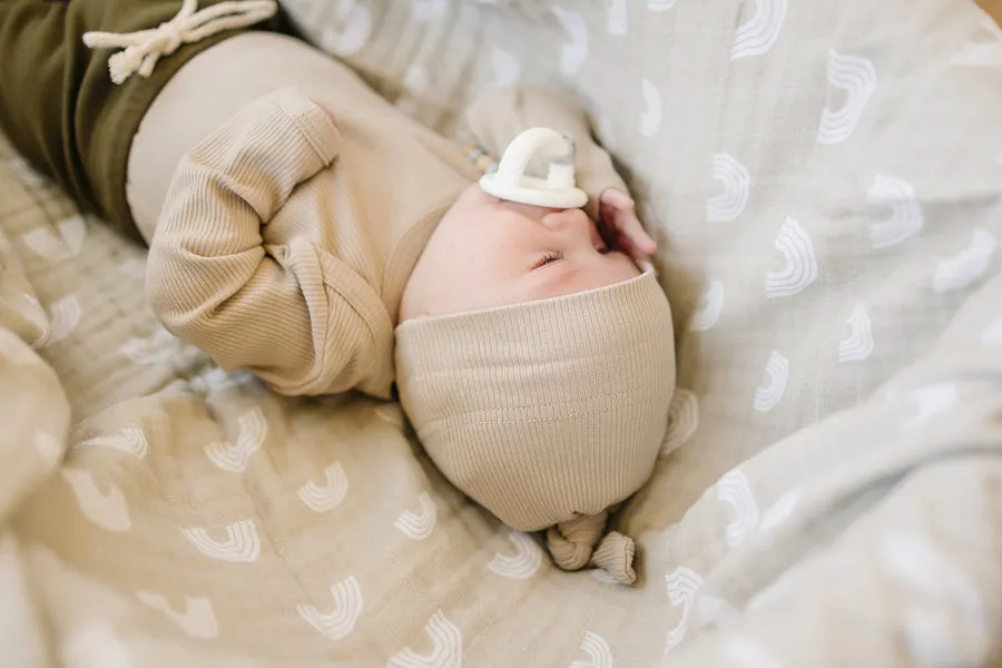 Newborn Knot Hats