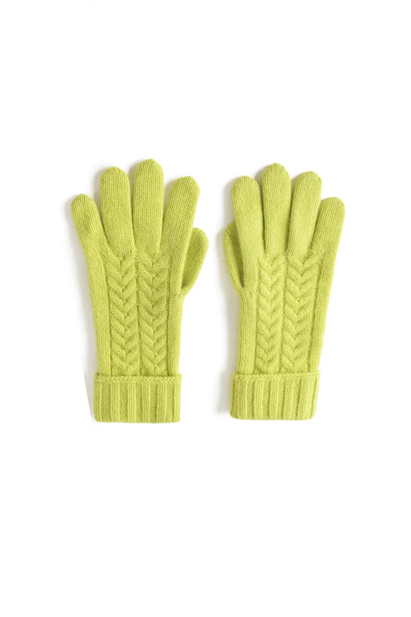 Thick Cashmere Cable Knit Gloves with Ribbed Cuffs