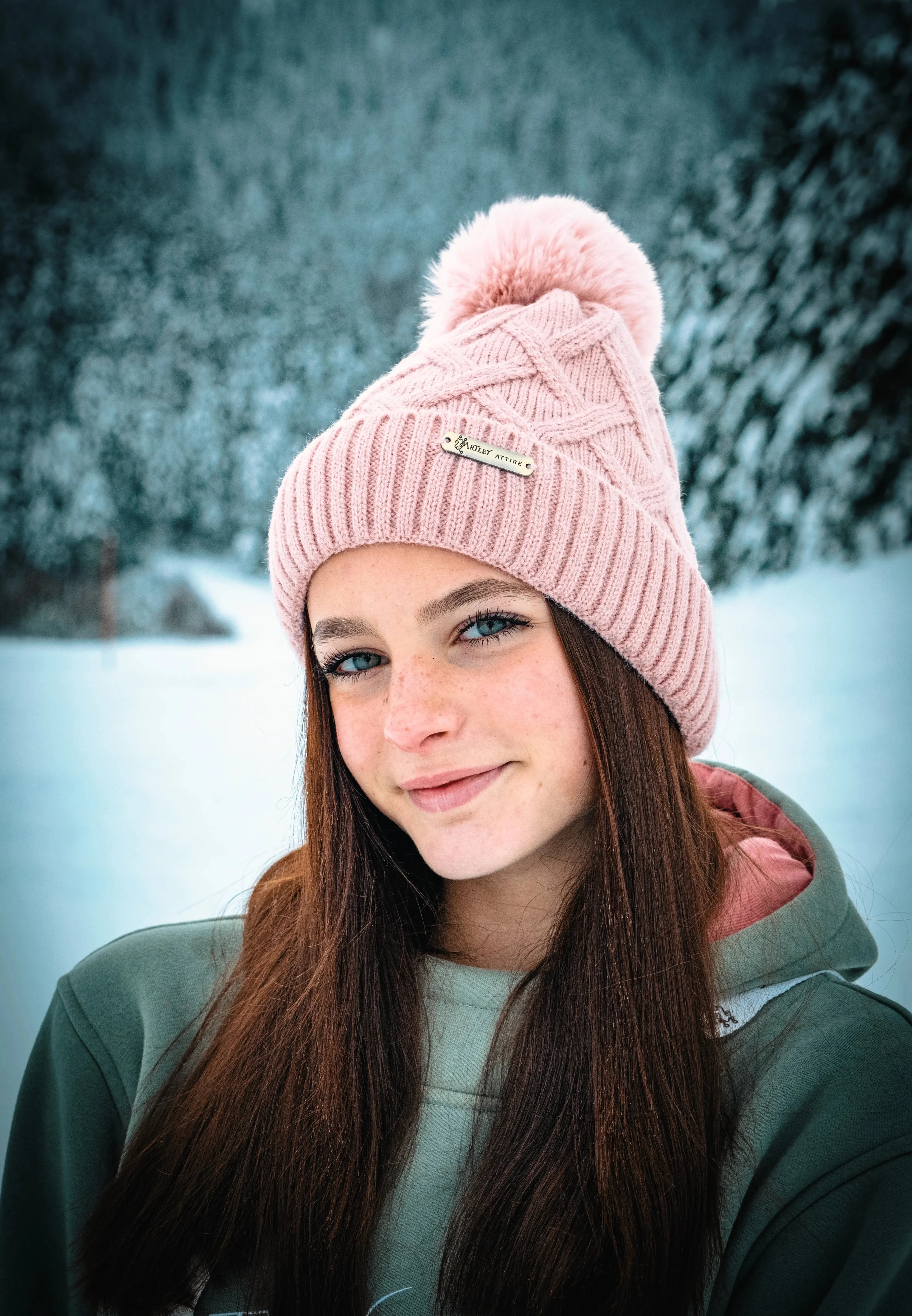 Women's Pompom Hat